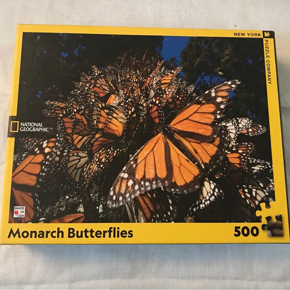 Puzzle NEW monarch butterflies by Nat Geo still in factory sealed bag